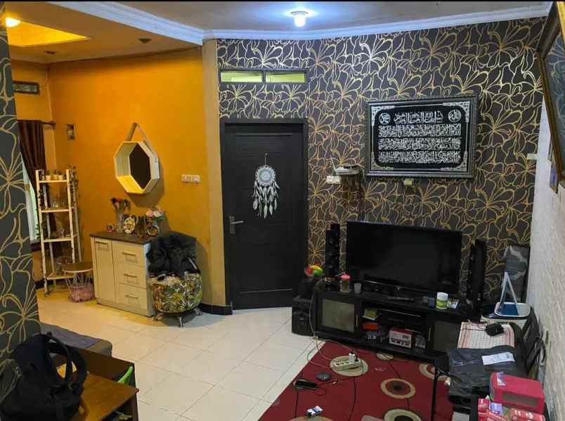 dijual rumah jl margaasih raya