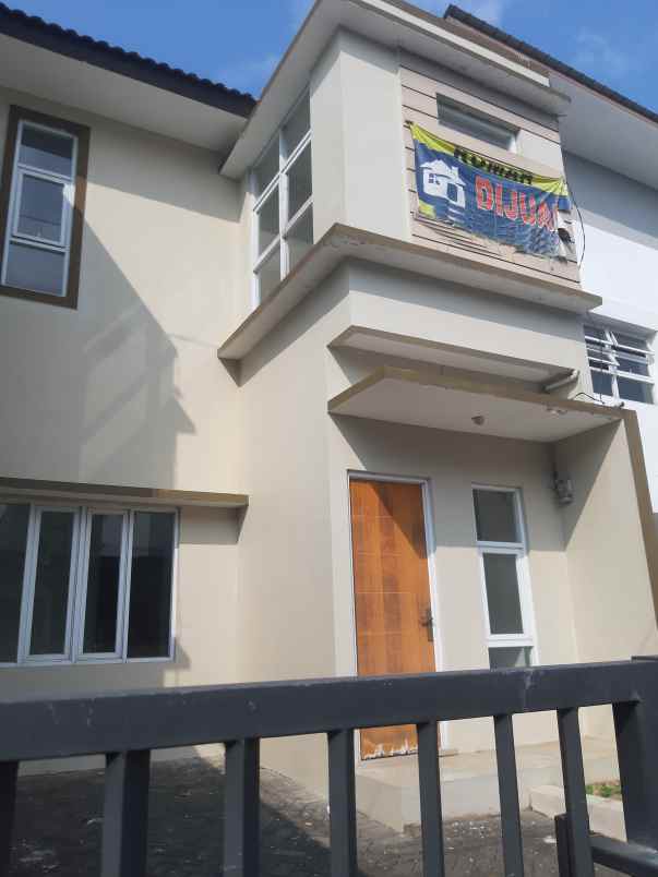 dijual rumah jl melati raya