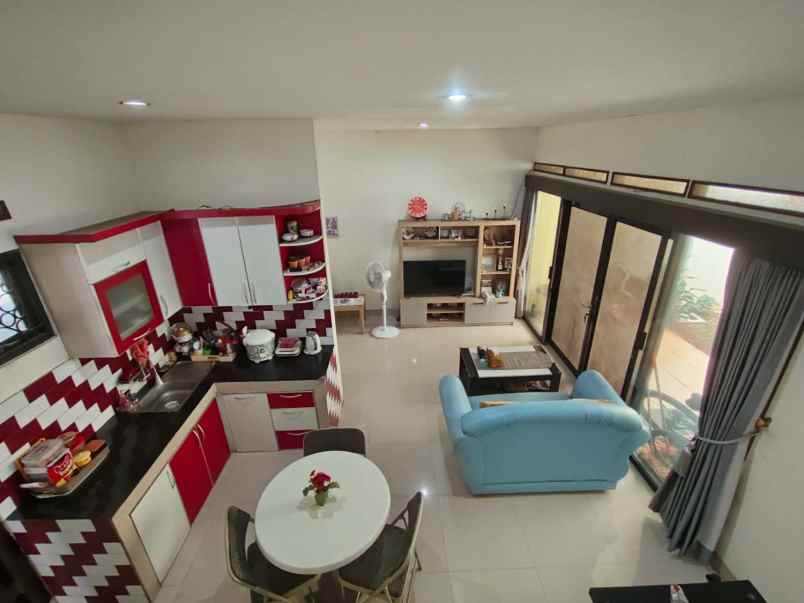 dijual rumah jl pekapuran