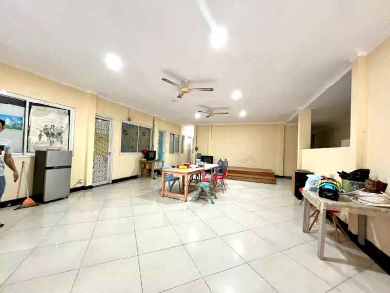 dijual rumah jl percetakan negara