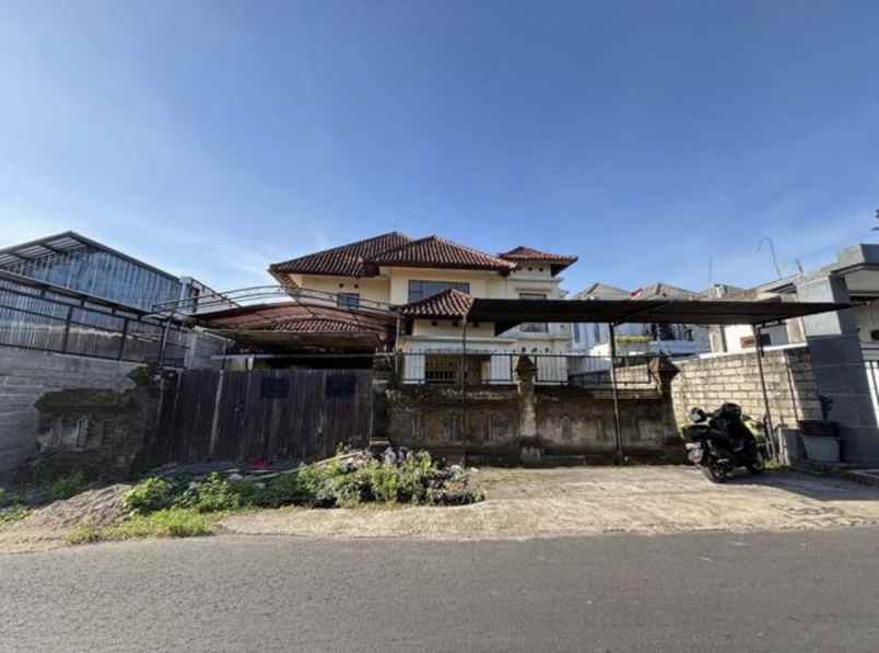 dijual rumah jl pidada ubung kec
