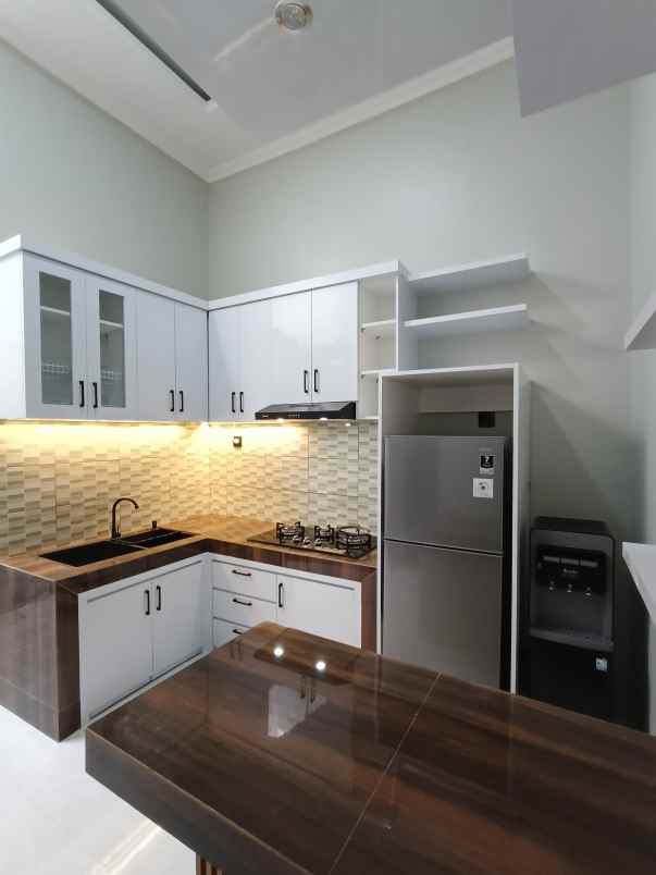 dijual rumah jl raya jonggol cileungsi