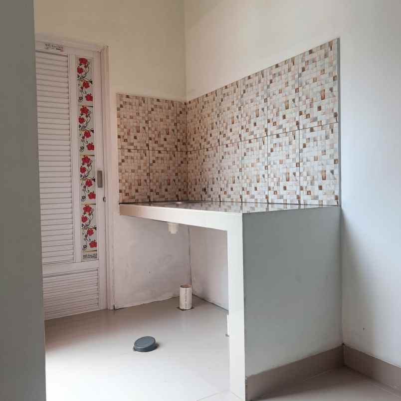 dijual rumah jl raya pemuda