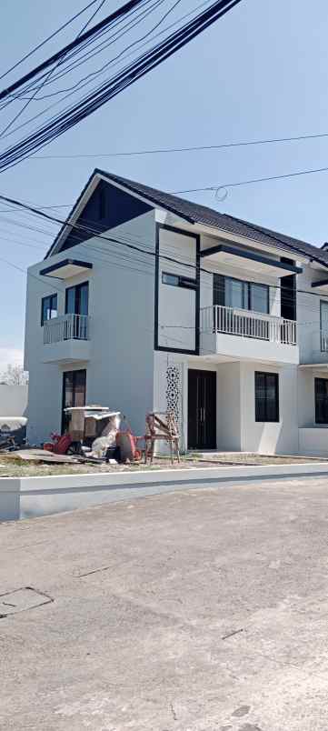 dijual rumah jl terusan jakarta