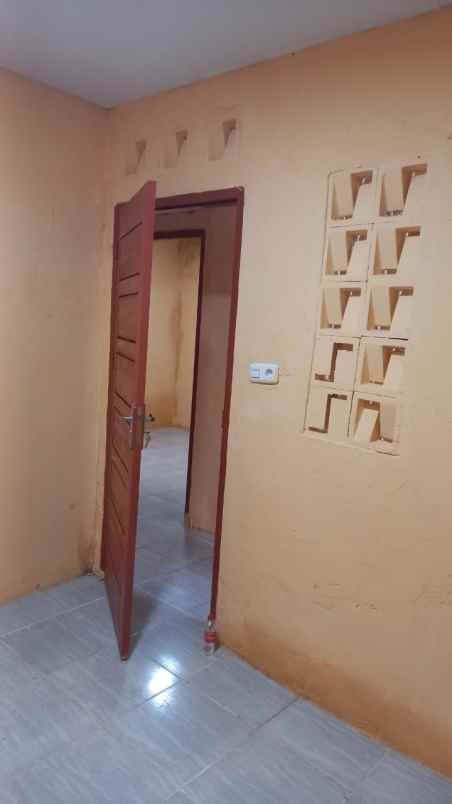 dijual rumah jl tongkol