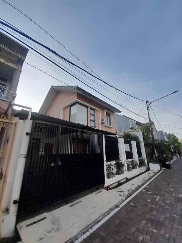 dijual rumah jl venus margahayu raya