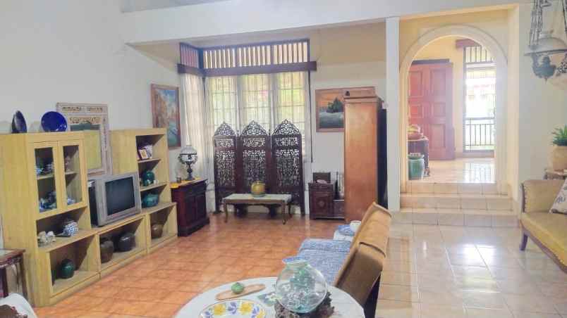 dijual rumah jl wadas