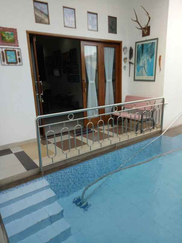 dijual rumah jln nurul ikhwan tanah