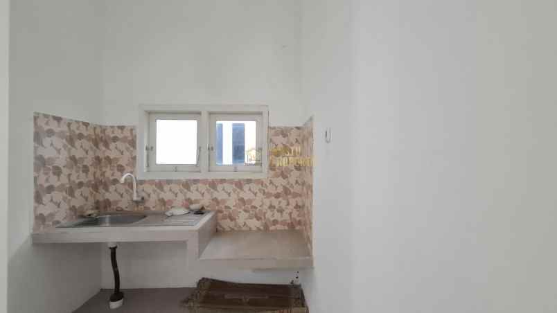 dijual rumah kadirojo purwomartani
