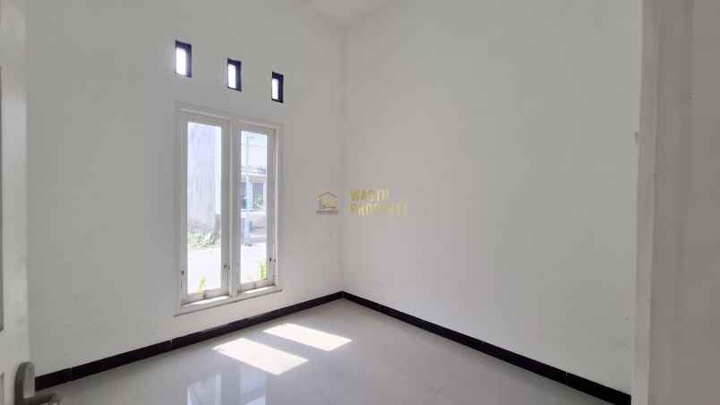 dijual rumah kadirojo purwomartani