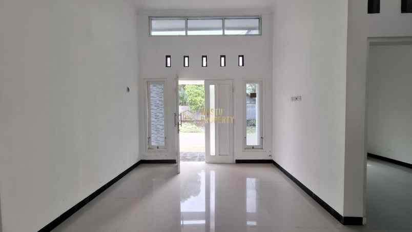 dijual rumah kadirojo purwomartani