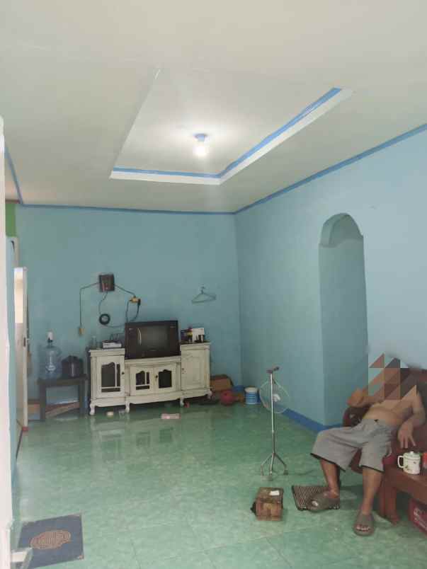 dijual rumah kampung murah di mampang depok