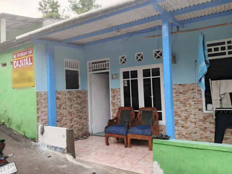 dijual rumah kampung murah di mampang depok