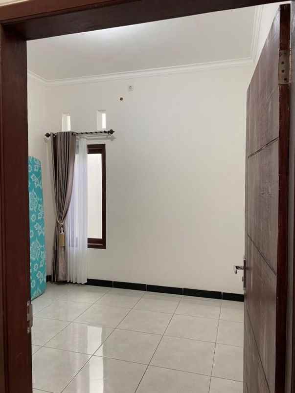 dijual rumah karanggintung