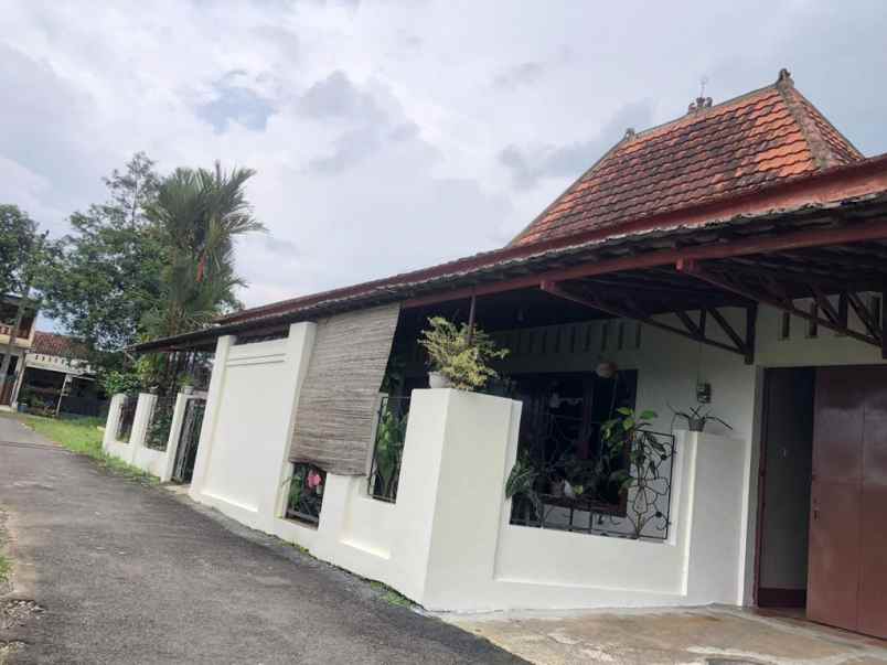 dijual rumah karanggintung