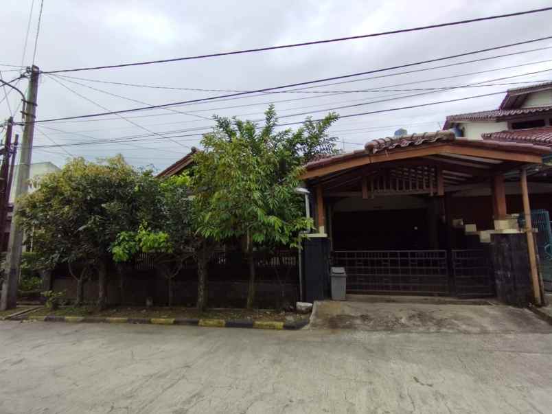 dijual rumah kec cicendo