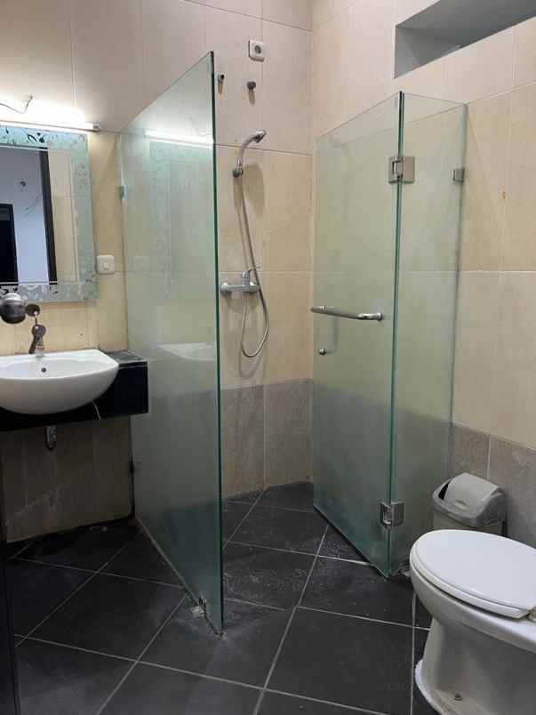 dijual rumah kelapa puan kelapa gading