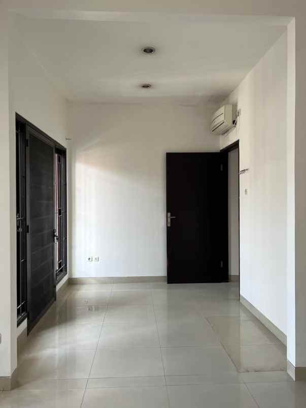 dijual rumah kelapa puan kelapa gading