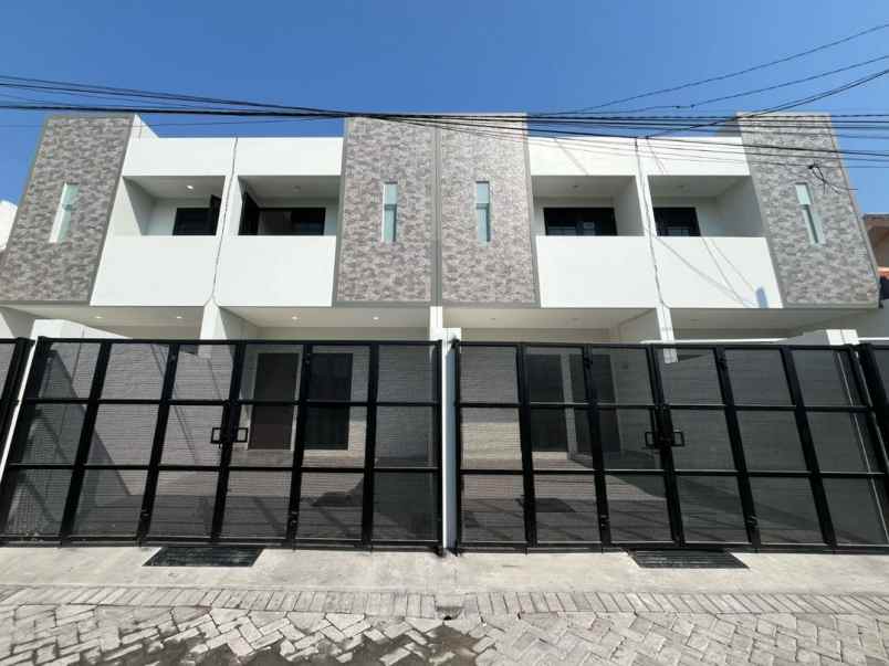 dijual rumah kenjeran