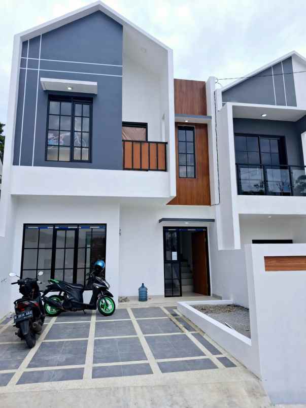 dijual rumah kinanti house jatihandap