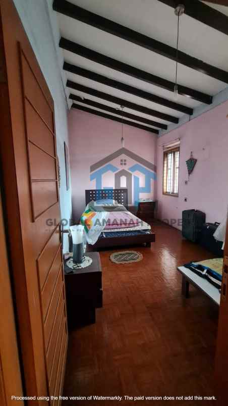 dijual rumah komplek baros