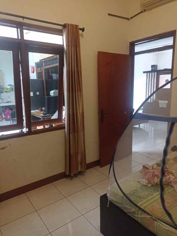 dijual rumah komplek batu mas nusa