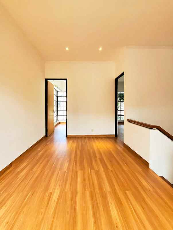 dijual rumah komplek bintaro jaya sektor 7