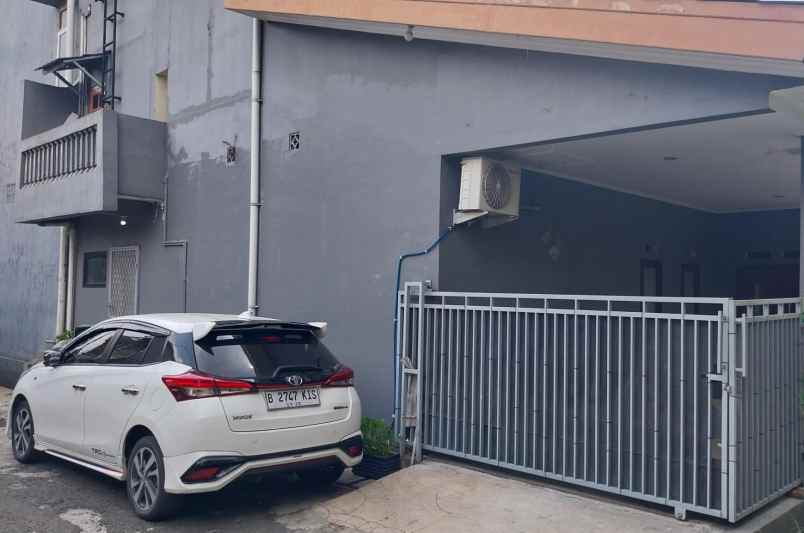 dijual rumah komplek depkes 1