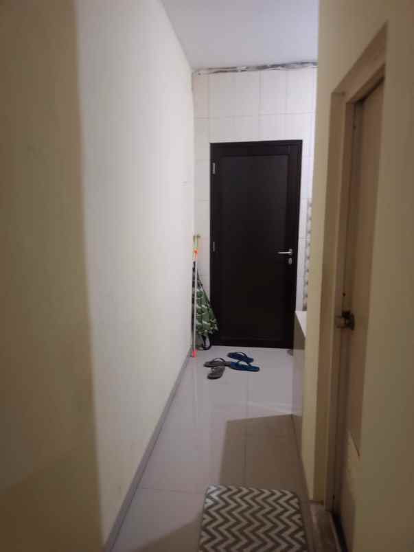 dijual rumah komplek depkes 1