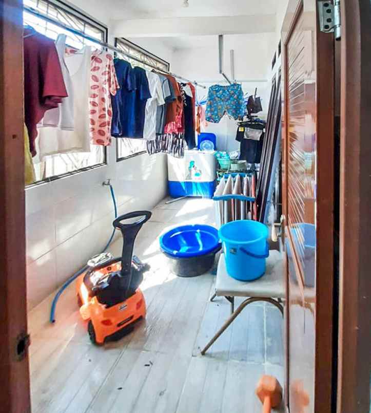 dijual rumah komplek griya andalas jl