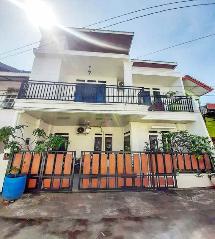 dijual rumah komplek griya andalas jl