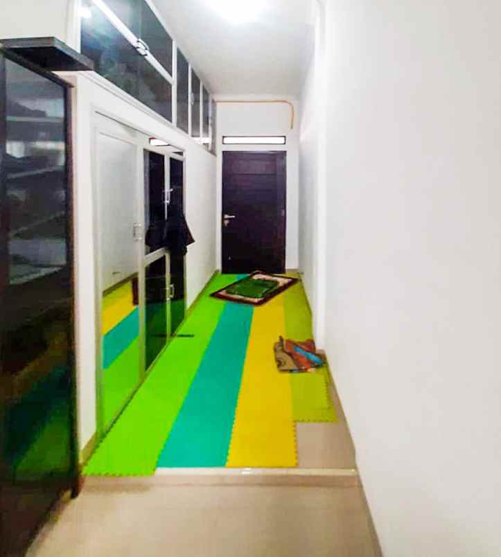 dijual rumah komplek griya andalas jl