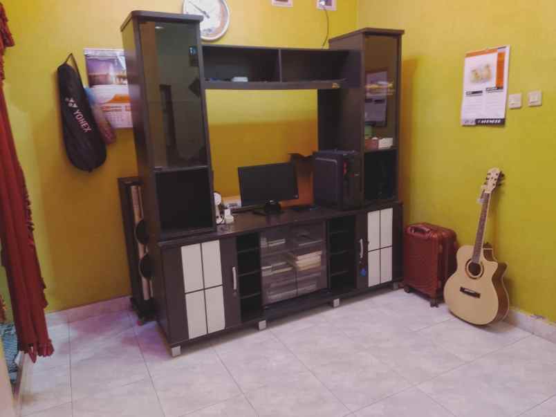 dijual rumah komplek rorinata residence