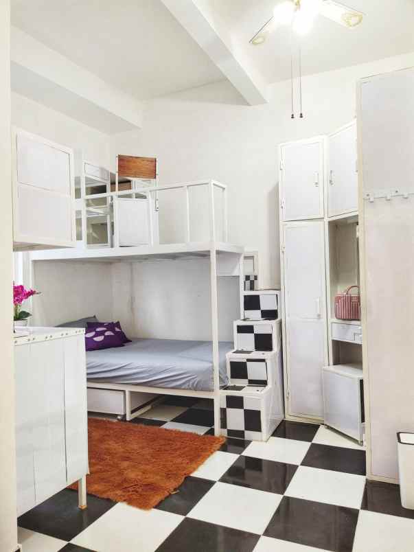 dijual rumah kost dekat summarecon bekasi