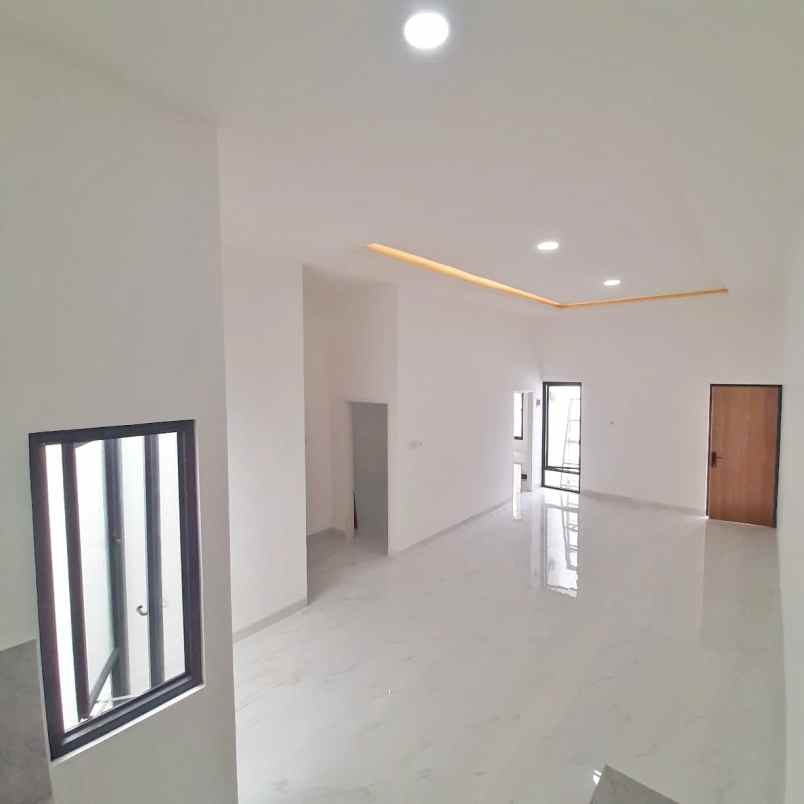 dijual rumah kota harapan indah bekasi