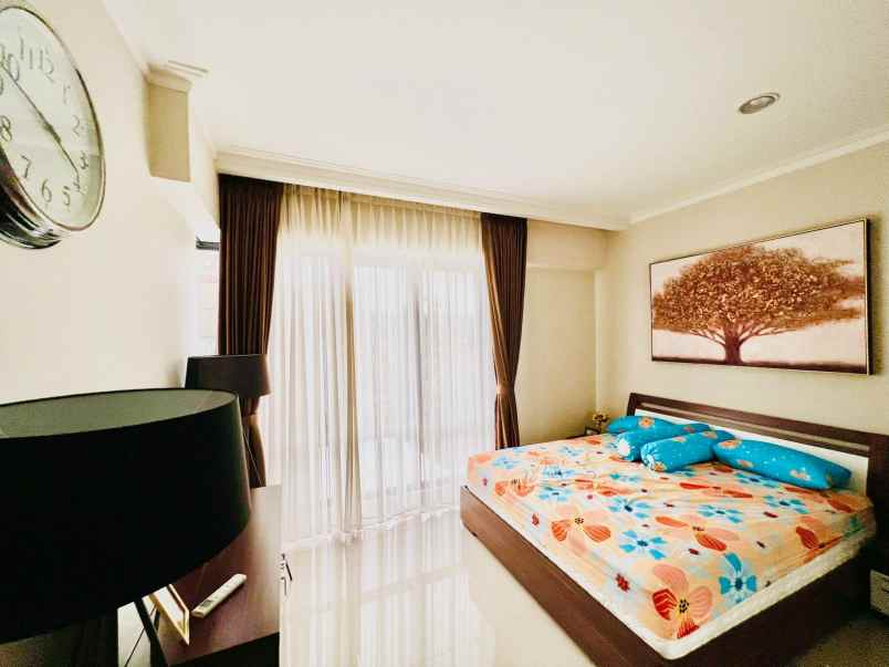 dijual rumah kota wisata cibubur