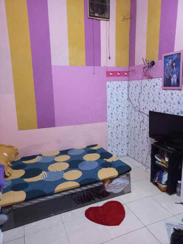 dijual rumah kutisari indah barat