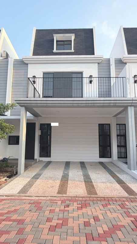dijual rumah maison de wisteria cakung