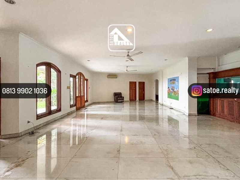 dijual rumah metro alam pondok indah