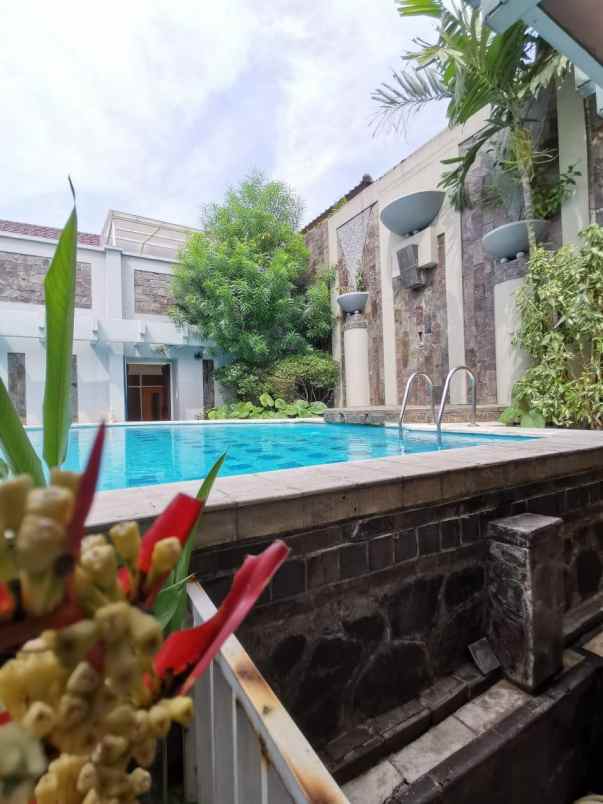 dijual rumah mewah di menteng jakpus