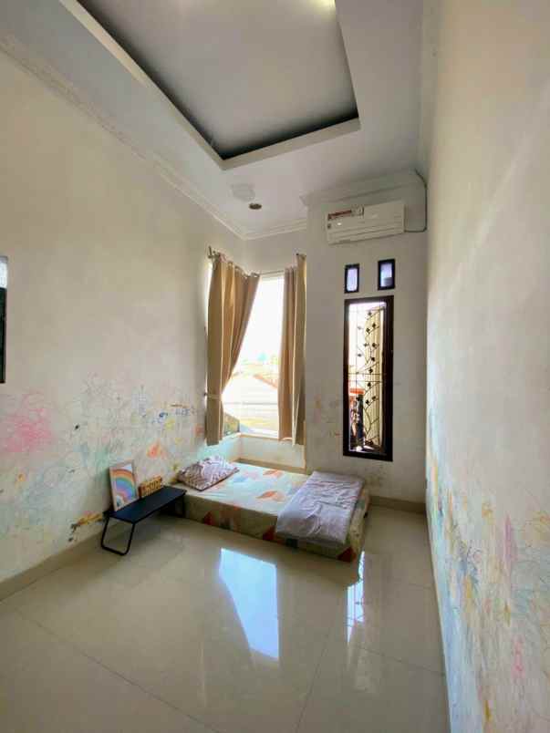 dijual rumah mewah divila mutiara gading 3