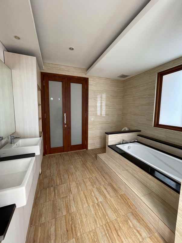 dijual rumah mewah jalan bungur kemang jakarta selatan