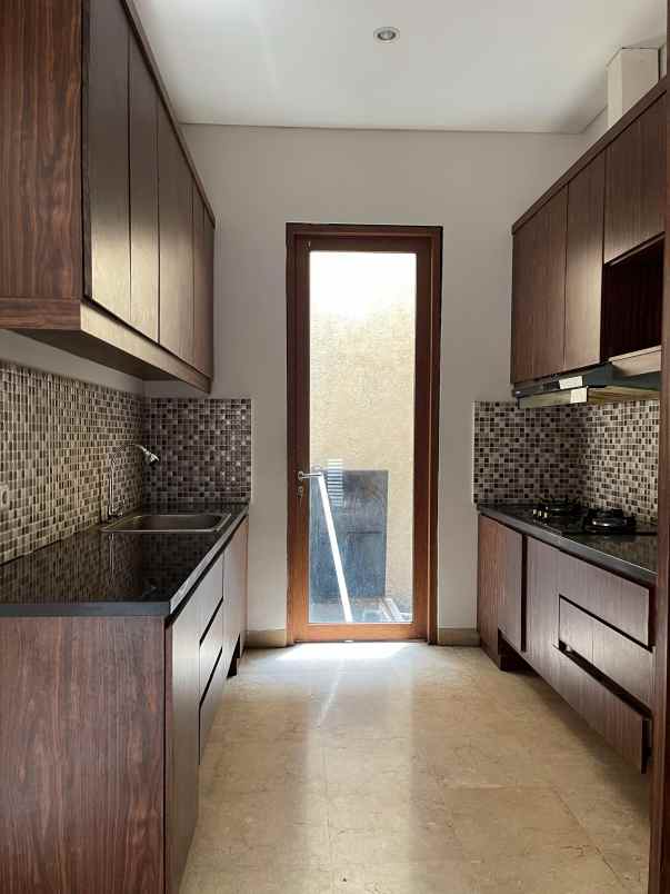 dijual rumah mewah jalan bungur kemang jakarta selatan