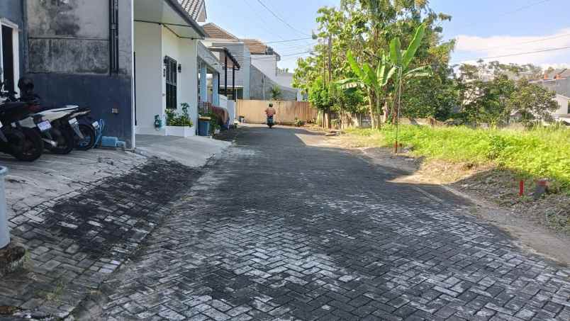 dijual rumah mulawarman selatan