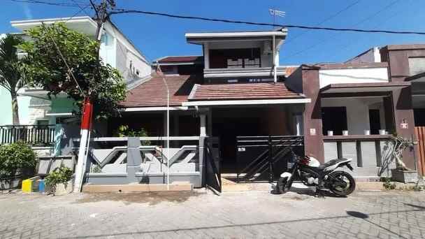 dijual rumah mulyosari