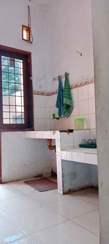 dijual rumah murah pinggir jalan