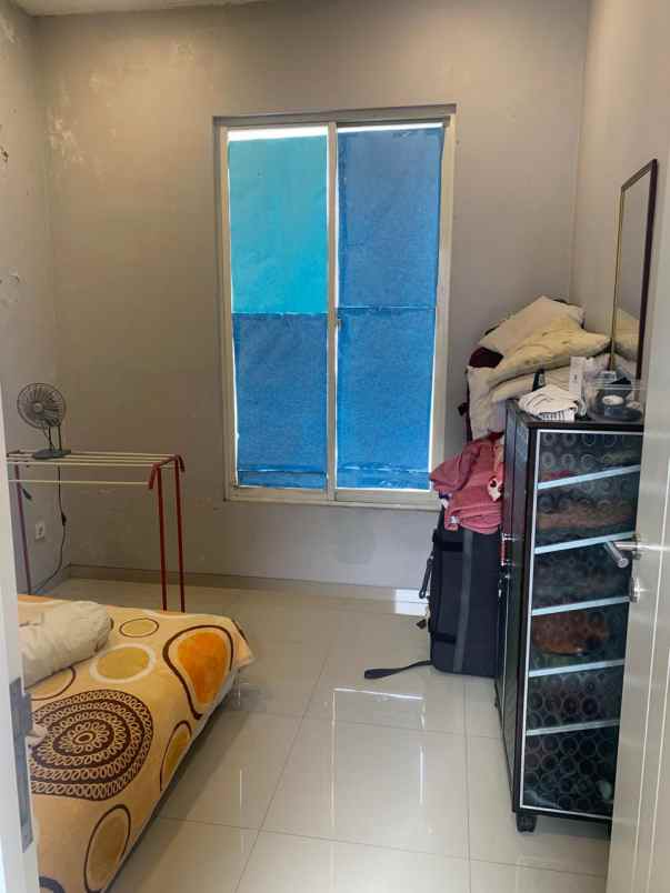 dijual rumah natura residence