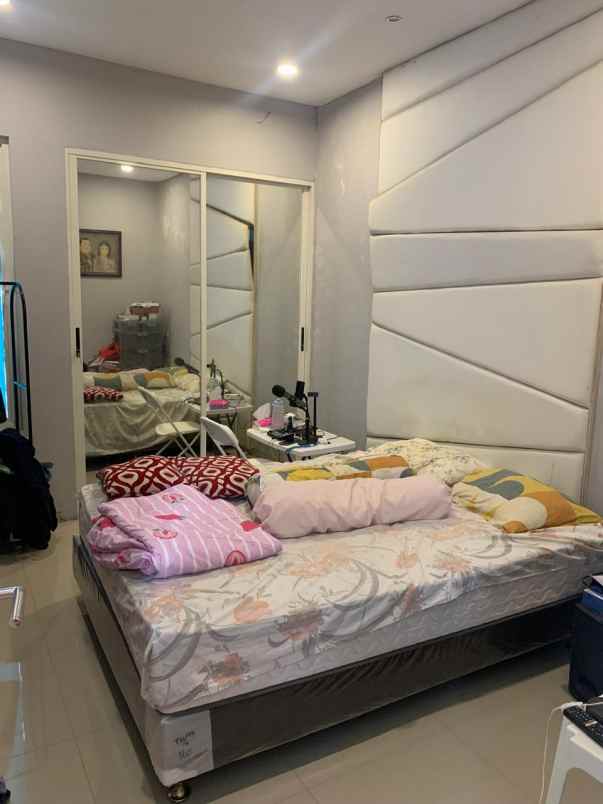 dijual rumah natura residence