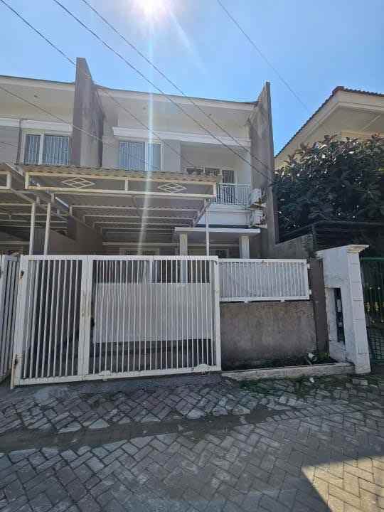 dijual rumah nirwana eksekutif