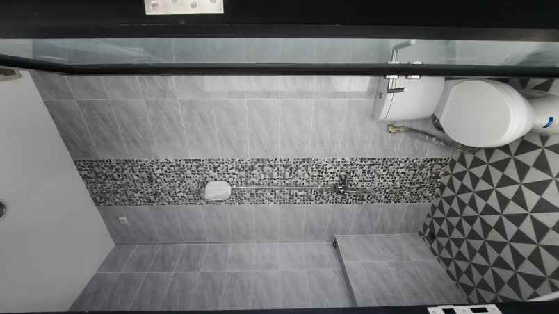 dijual rumah pakuwon city